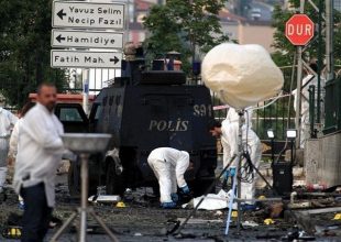 Σε αυξημένο επίπεδο συναγερμού η Τουρκία. Νεκροί αστυνομικοί και ένας στρατιώτης σε τέσσερις διαφορετικές επιθέσεις