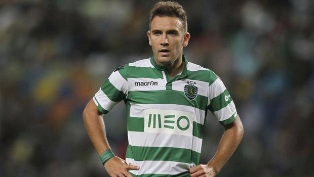 Παίρνει Καπέλ η Τζένοα Παίρνει Καπέλ η Τζένοα