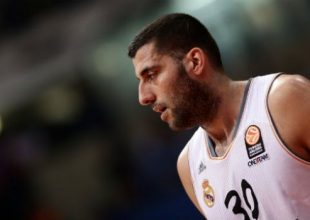 Στέλνουν στην ΑΕΚ τον Μπουρούση