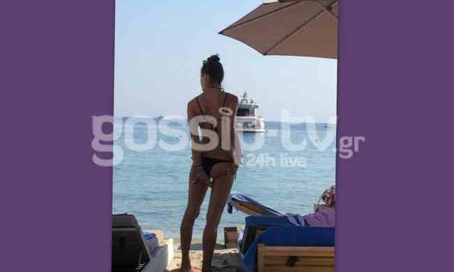 Το κορμί βάζει αντηλιακό και αναστατώνει τη Μύκονο