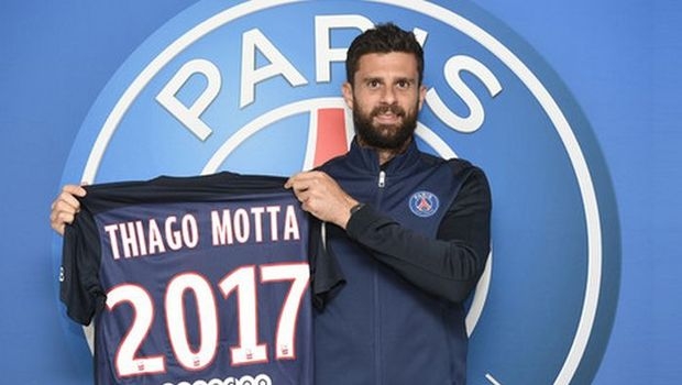 Τα βρήκε με την Παρί και ανανέωσε για ένα χρόνο ο Μότα