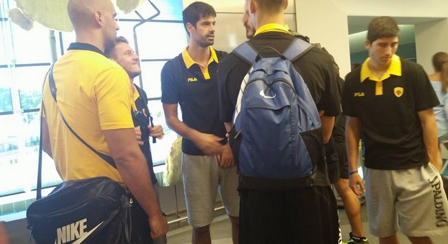 «Πέταξε» η Βασίλισσα (Pics)