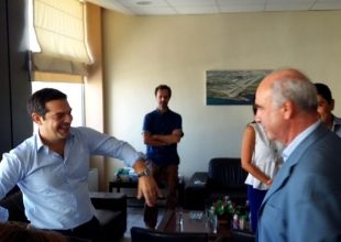 Debate στο αεροδρόμιο Ηρακλείου για Τσίπρα και Μεϊμαράκη