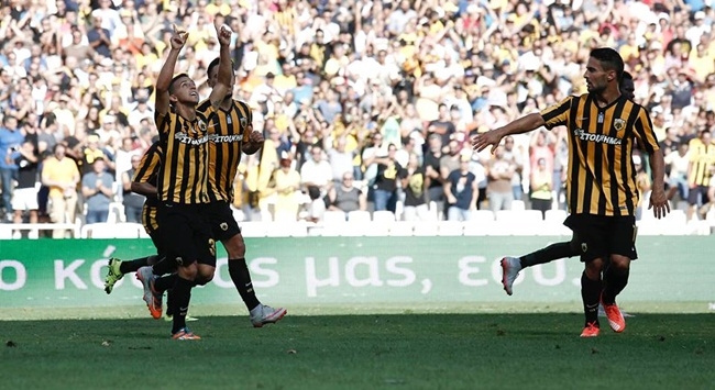 H βράβευση του Ντιέγκο (pics)