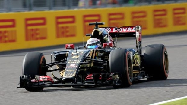 Η Renault θέλει να εξαγοράσει την Lotus
