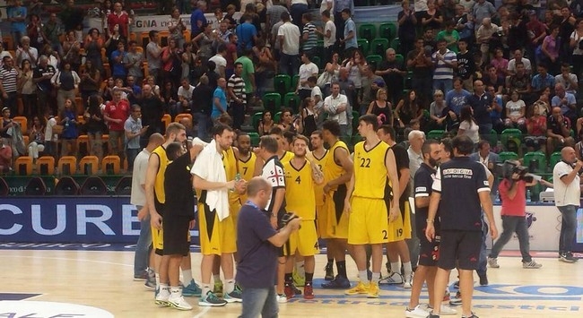 Κέρδισε η Βασίλισσα με MVP τον Όρτον