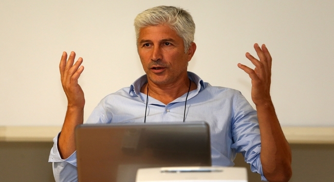 Μανωλάς: «Θέλουμε να φτιάξουμε παίκτες με σωστή φιλοσοφία»