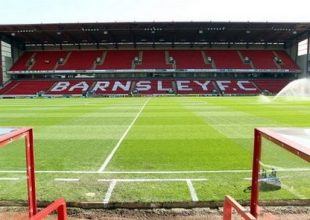 Φίλαθλος κλειδώθηκε στο γήπεδο επειδή αποκοιμήθηκε στην τουαλέτα