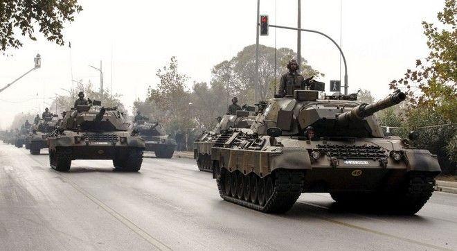 Στρατιωτική παρέλαση στη Θεσσαλονίκη