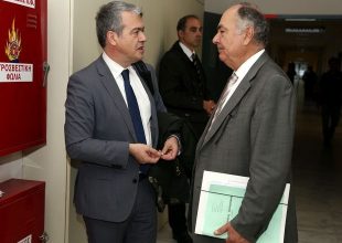 «Διοικούν Βρέντζος, Αγραφιώτης, όχι ο Μαρινάκης»