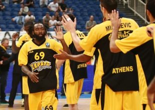 Έκανε τη διαφορά ο Ουόρεν