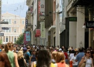 Ανοιχτά τα εμπορικά καταστήματα την Κυριακή