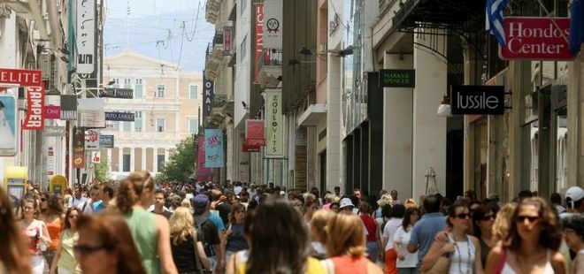 Ανοιχτά τα εμπορικά καταστήματα την Κυριακή