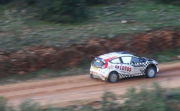 Το Ακρόπολις διεκόπη, νικητής ο Kajetanowicz