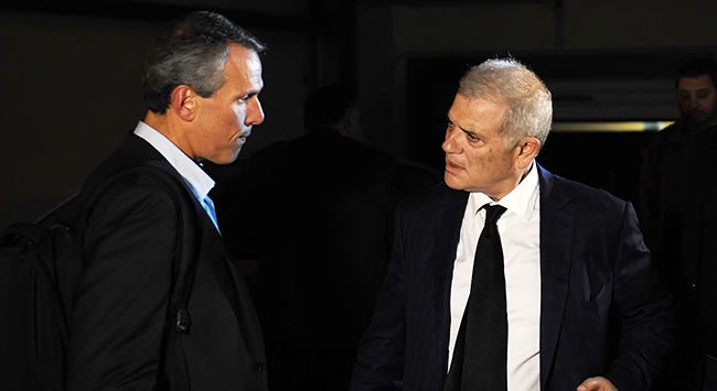 «Δούρου, γράψε ιστορία…»