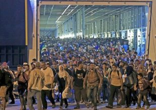 Πάνω από 1.000 πρόσφυγες στα Ολυμπιακά Ακίνητα που έχουν να λειτουργήσουν 11 χρόνια