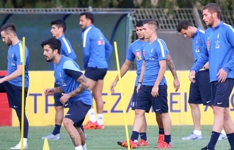 Δεν ολοκλήρωσαν την προπόνηση οι Φορτούνης και Παπασταθόπουλος