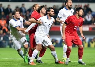 Πίσω στιβαρή, μπροστά ακίνδυνη η Εθνική στο 0-0 με την Τουρκία