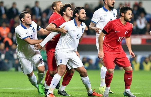 Πίσω στιβαρή, μπροστά ακίνδυνη η Εθνική στο 0-0 με την Τουρκία