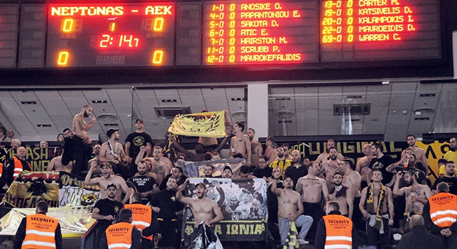Τι λαός θεέ μου… (vid + pics)