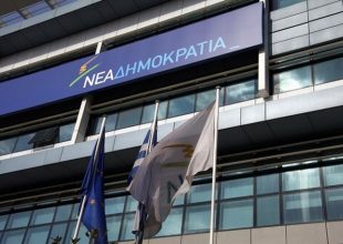 Νέα Δημοκρατία: Έπεσε το σύστημα, στον αέρα η διαδικασία εκλογής προέδρου