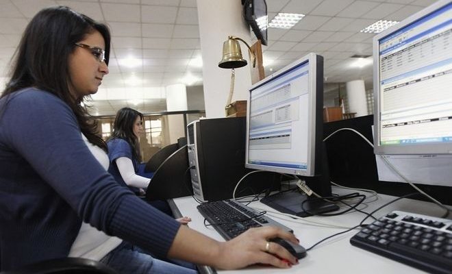 Οριακές αυξήσεις στο 55% των δημοσίων υπαλλήλων
