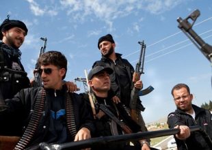 Οι ΗΠΑ ενισχύουν τους μαχητές του Συριακού Αραβικού Συνασπισμού