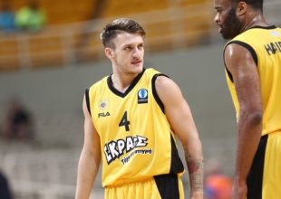 Παπαντωνίου: «Μας δίνει δύναμη ο κόσμος»