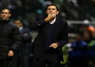 Τους τσεκάρει όλους
