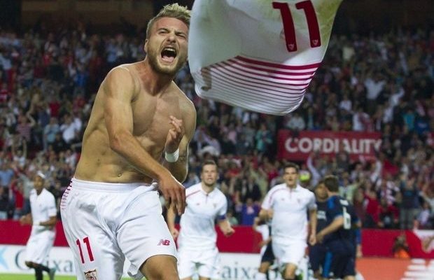 Ήττα η Ρεάλ, με +3 η Μπαρτσελόνα στο ντέρμπι Ήττα η Ρεάλ, με +3 η Μπαρτσελόνα στο ντέρμπι