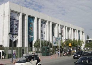 Η κυβέρνηση δίνει άφεση αμαρτιών στο Μέγαρο Μουσικής