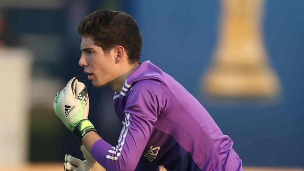 Κουτούλησε αντίπαλό του ο γιος του Ζιντάν! Κουτούλησε αντίπαλό του ο γιος του Ζιντάν!