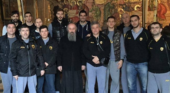 Η «Βασίλισσα» στους Αγίους Τόπους