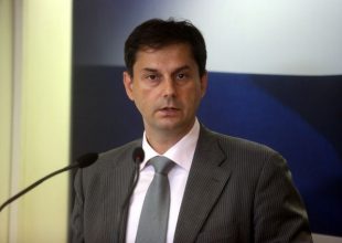 Επίθεση Θεοχάρη σε Σπίρτζη