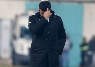 Έξαλλος ο Στραματσόνι με τους παίκτες του!