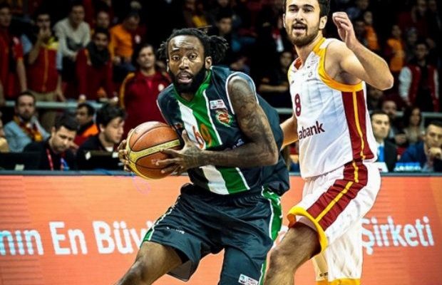 Ήττα για τον Ουόρεν από τη Γαλατάσαραϊ Ήττα για τον Ουόρεν από τη Γαλατάσαραϊ