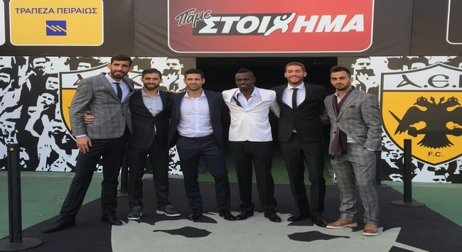 Βackstage από την φωτογράφιση της ΑΕΚ