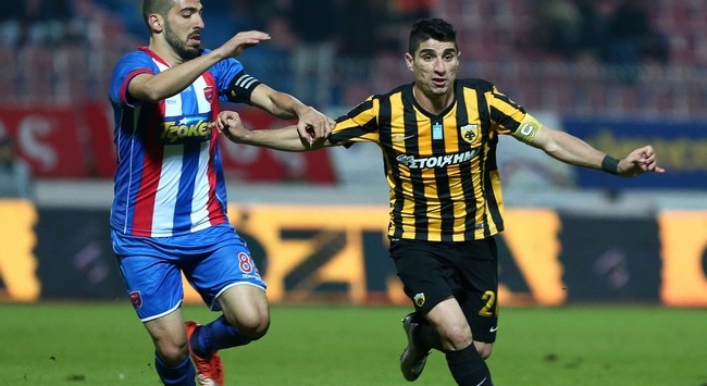 Δεν του ταιριάζει το 4-4-2