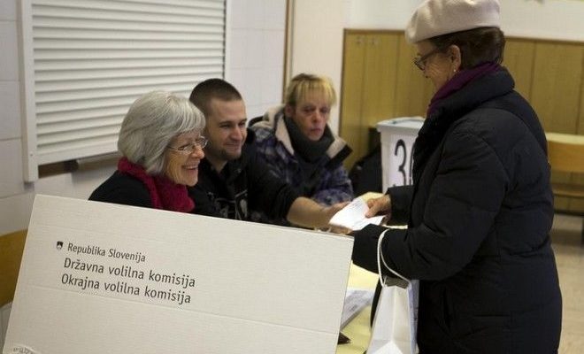 Σλοβενία: ‘Όχι’ στους γάμους των ομόφυλων ζευγαριών