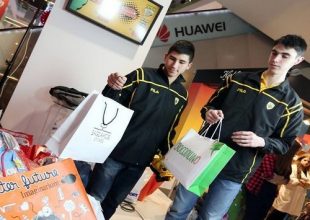 Μωραϊτης και Τσαλμπούρης Ευχοστολίδια