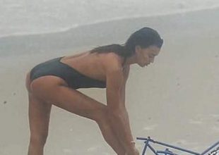 H Irina Shayk φέρνει το… καλοκαίρι μέσα στον χειμώνα