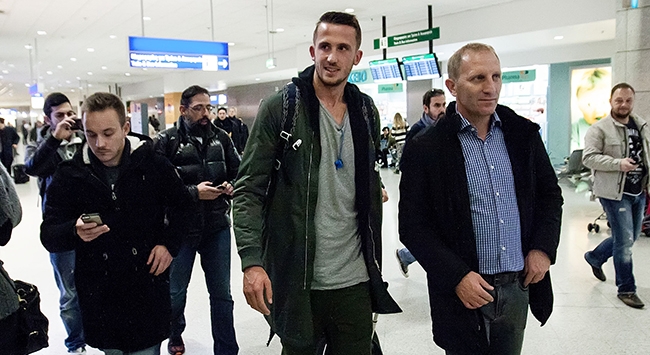 Έφτασε ο Πέκχαρτ για την ΑΕΚ! (PHOTOS)