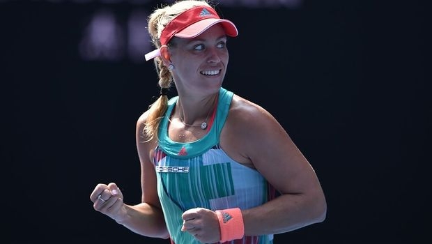 Η Κέρμπερ πήρε το στέμμα της Σερένα Η Κέρμπερ πήρε το στέμμα της Σερένα