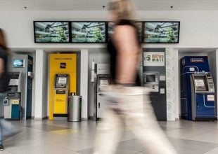 Μερική χαλάρωση των capital controls δίνει ανάσα στην οικονομία