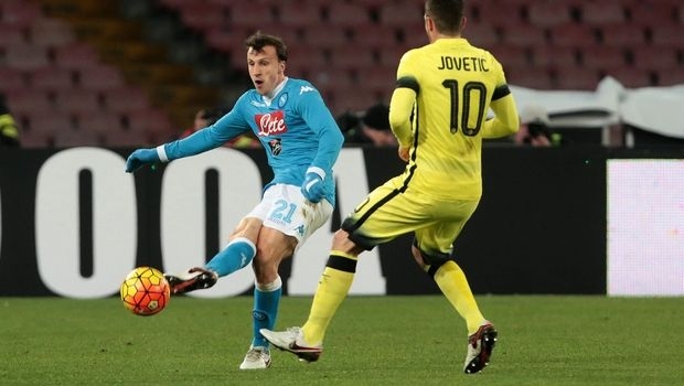 Η Ίντερ απέκλεισε τη Νάπολι Η Ίντερ απέκλεισε τη Νάπολι