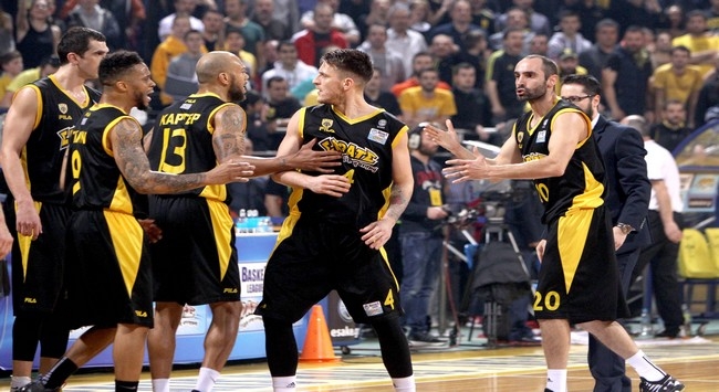 Δεν θα μείνει με σταυρωμένα χέρια η ΑΕΚ