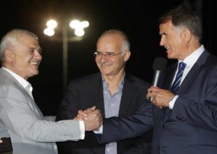 Μητσικώστας: «Κλαίνε οι χήρες, κλαίν και οι παντρεμένες»