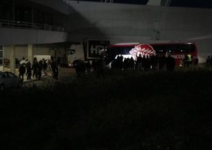 Οι αποδοκιμασίες στην αποστολή του Ολυμπιακού (videos)