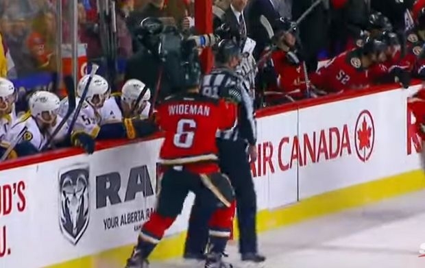 Είκοσι παιχνίδια εκτός, για τον παίκτη που χτύπησε διαιτητή Είκοσι παιχνίδια εκτός, για τον παίκτη που χτύπησε διαιτητή