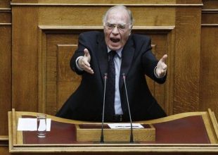 Λεβέντης: Δεν θα προλάβετε να κλείσετε τα κανάλια, κύριε Παππά. Πρώτα θα κλείσει η ΕΡΤ